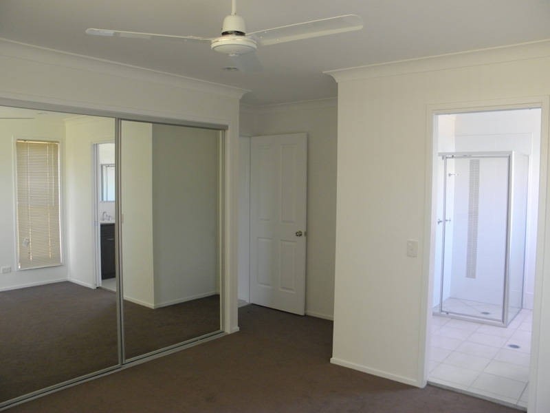 5 Tangelo Ct, Bellmere QLD 4510