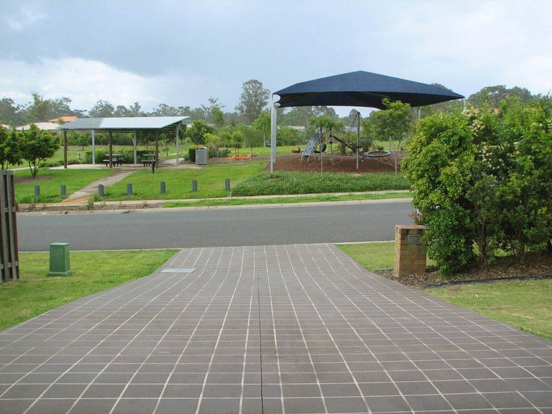 19 Bellbrook Ave, Bellmere QLD 4510