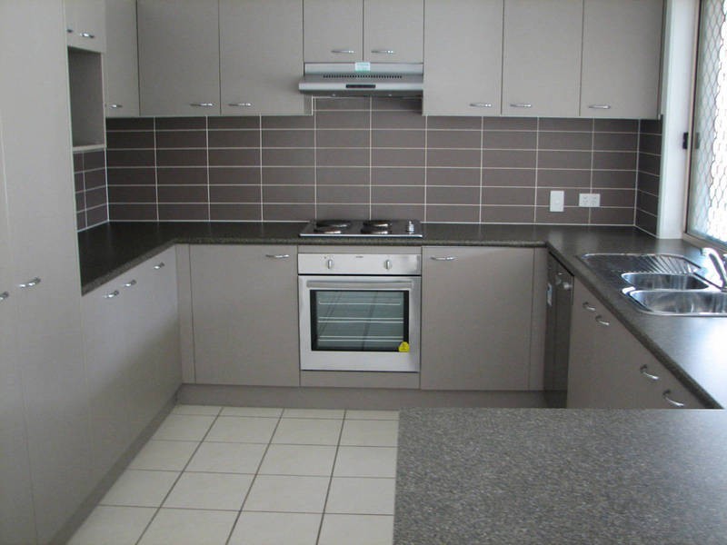 19 Bellbrook Ave, Bellmere QLD 4510