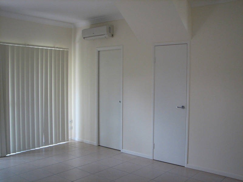 17/3 Swordgrass Ct, Kallangur QLD 4503