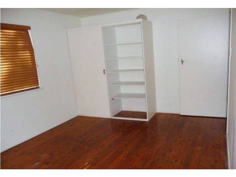 10 Port St, Deception Bay QLD 4508