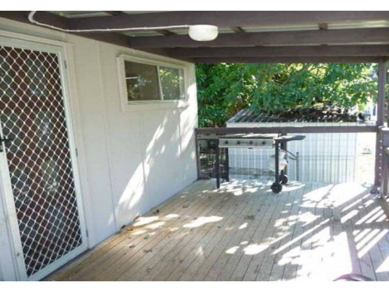 10 Port St, Deception Bay QLD 4508