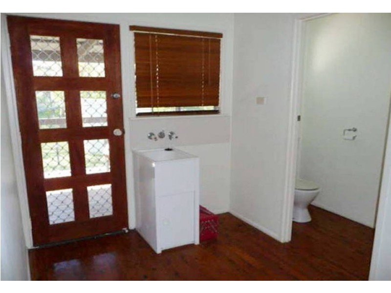 10 Port St, Deception Bay QLD 4508