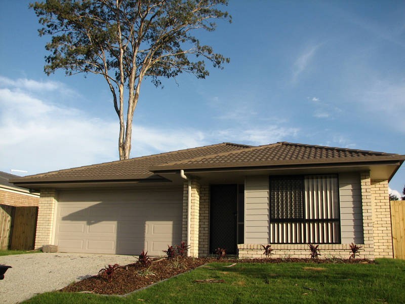 27 Peggy Rd, Bellmere QLD 4510