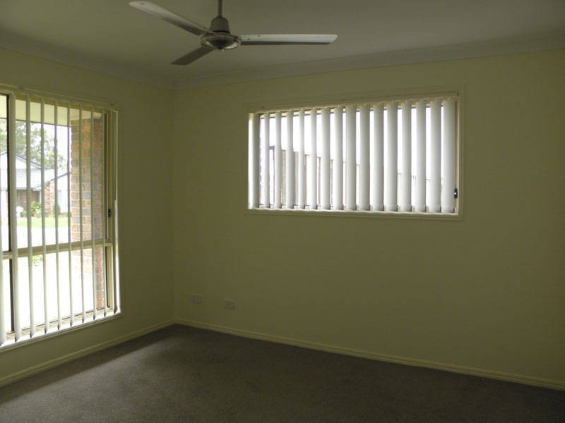 19 Dear Pl, Bellmere QLD 4510