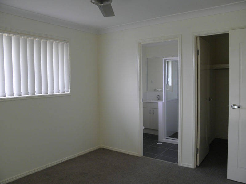 19 Dear Pl, Bellmere QLD 4510