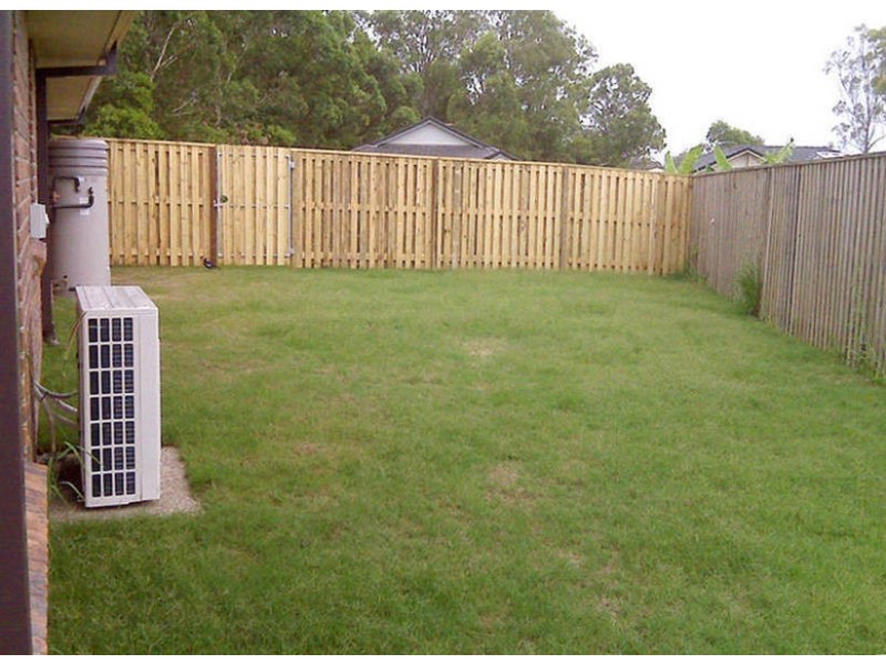 19 Dear Pl, Bellmere QLD 4510