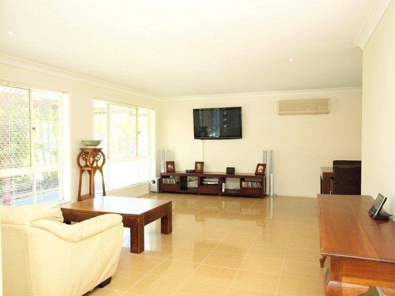 12 HIGH RD, Burpengary QLD 4505
