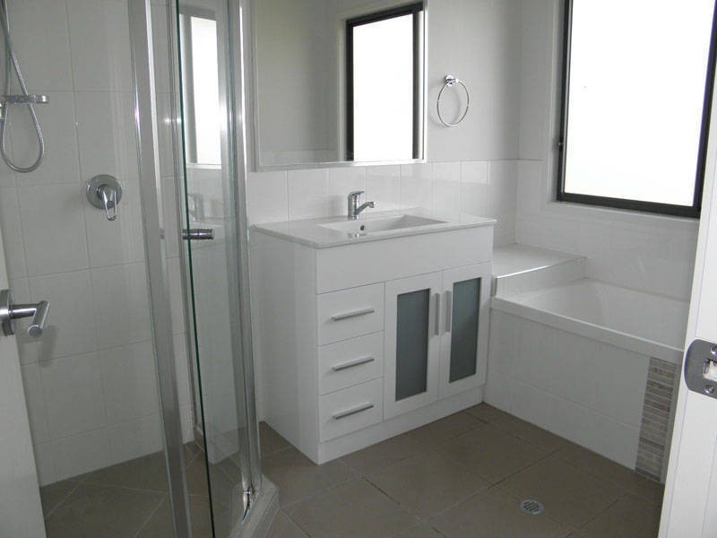 2/4 Sugarglider Cl, Morayfield QLD 4506