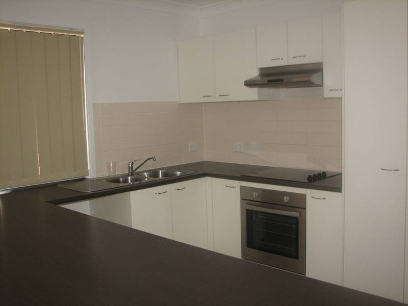 4 Clementine St, Bellmere QLD 4510