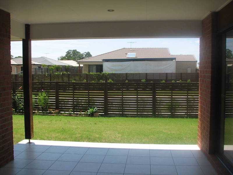 4 Clementine St, Bellmere QLD 4510