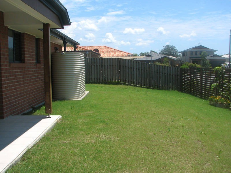 4 Clementine St, Bellmere QLD 4510