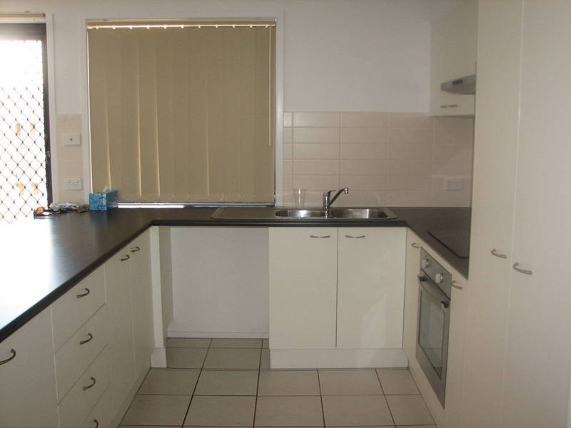 4 Clementine St, Bellmere QLD 4510