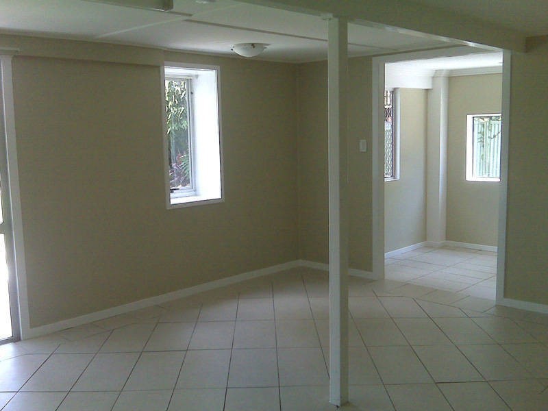 8 Kenneth St, Morayfield QLD 4506