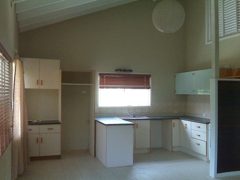 8 Kenneth St, Morayfield QLD 4506