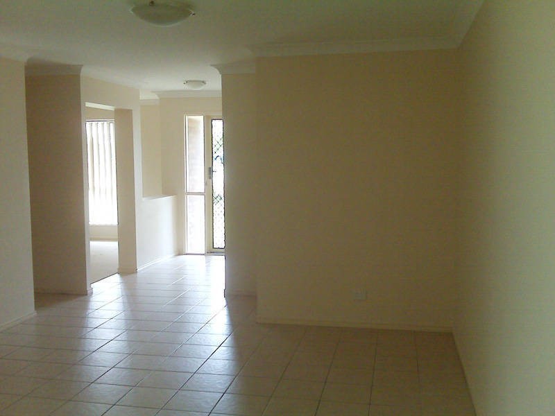 3 Kwila Crt, Morayfield QLD 4506