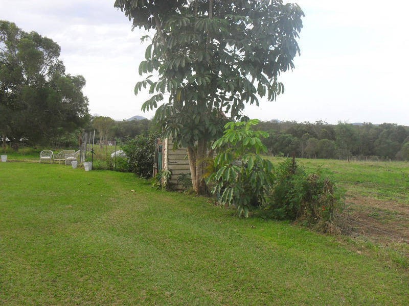 455 Bellmere Rd, Bellmere QLD 4510