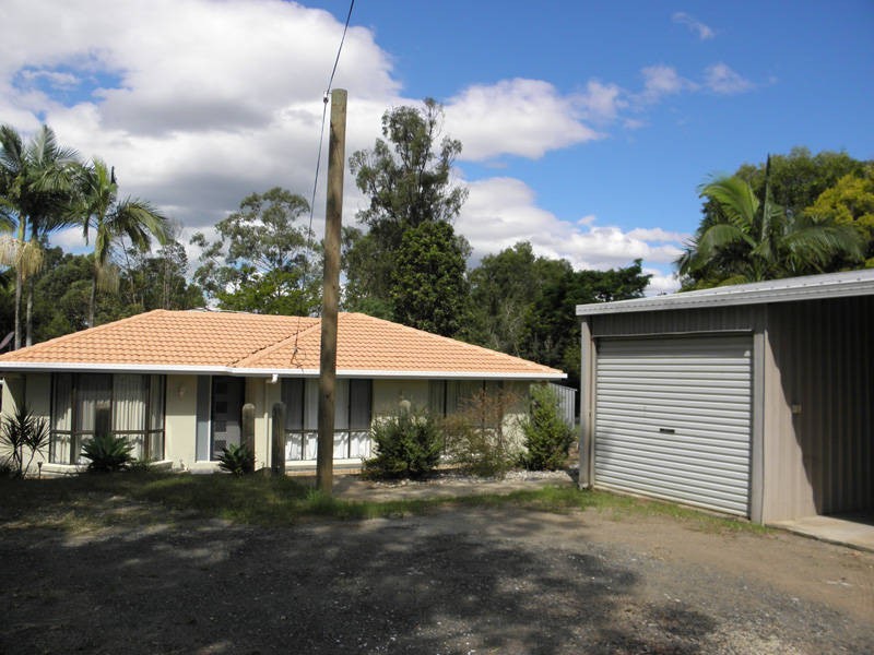 5 Waroona St, Morayfield QLD 4506