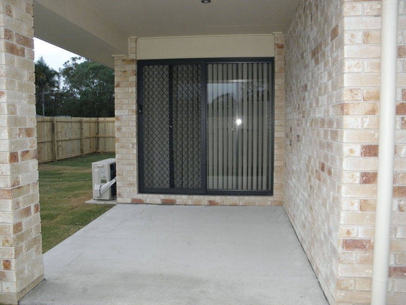 73 Koala Dr, Morayfield QLD 4506