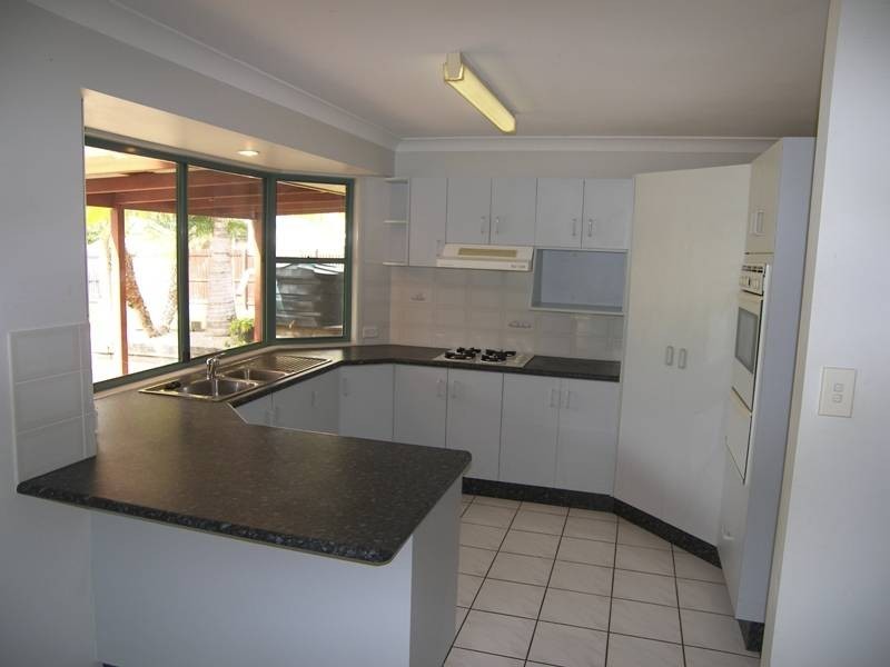 156 Bigmor Drive, Elimbah QLD 4516