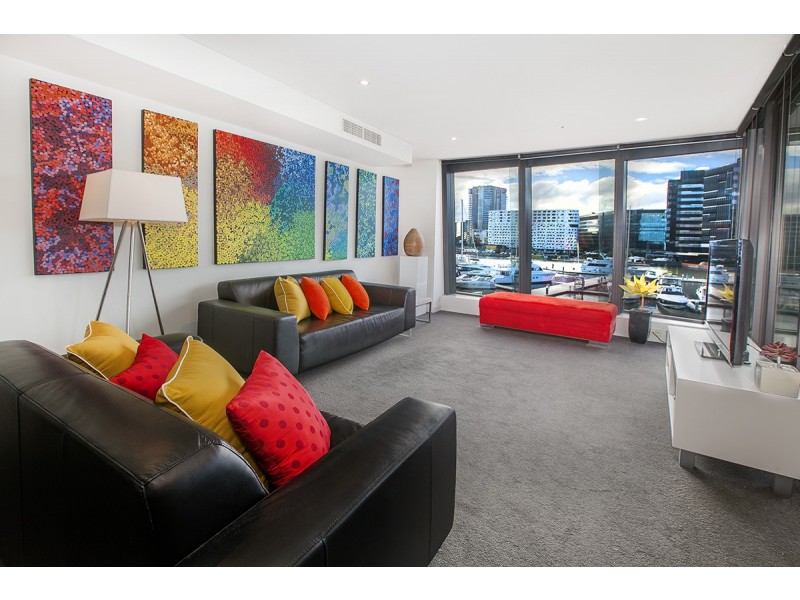 303/98 River Esplanade, Docklands VIC 3008