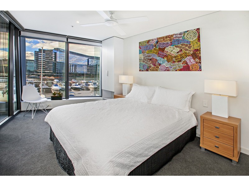 303/98 River Esplanade, Docklands VIC 3008