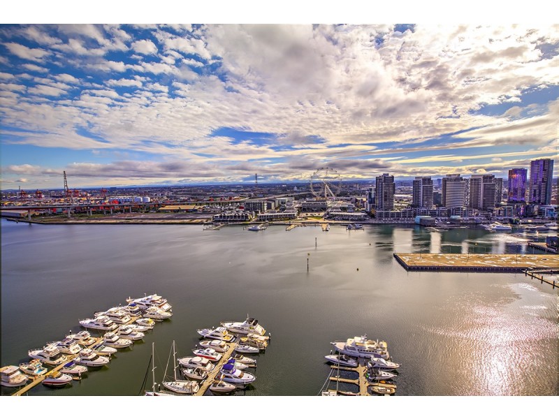 222/8 Waterside Place, Docklands VIC 3008