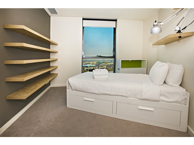 222/8 Waterside Place, Docklands VIC 3008