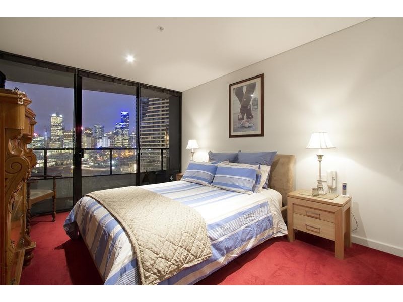 1004/70 Lorimer Street, Docklands VIC 3008