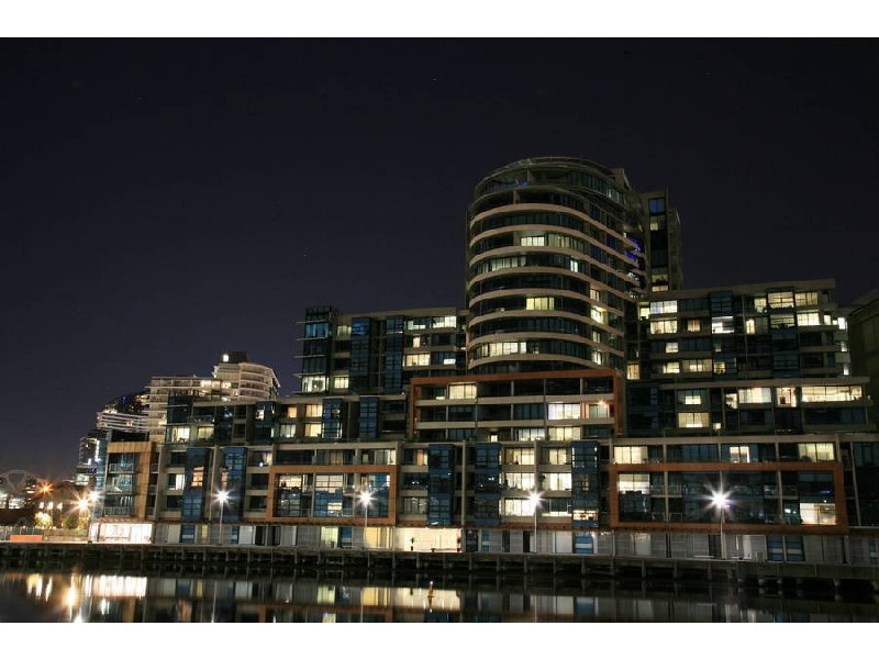 1016/60 Siddeley Street, Docklands VIC 3008