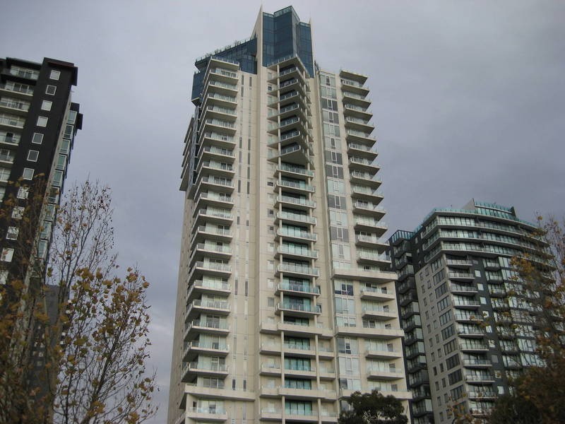 91/83 Whiteman Street, Southbank VIC 3006