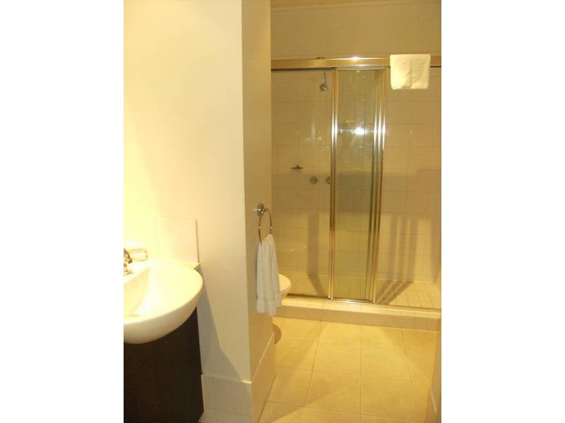 42/24 Little Bourke Street, Melbourne VIC 3000