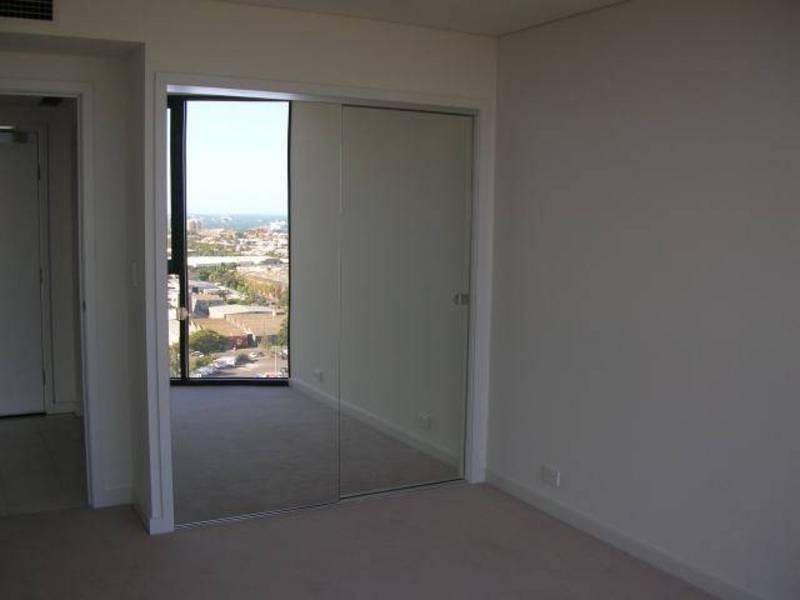 2105/90 Lorimer Street, Docklands VIC 3008