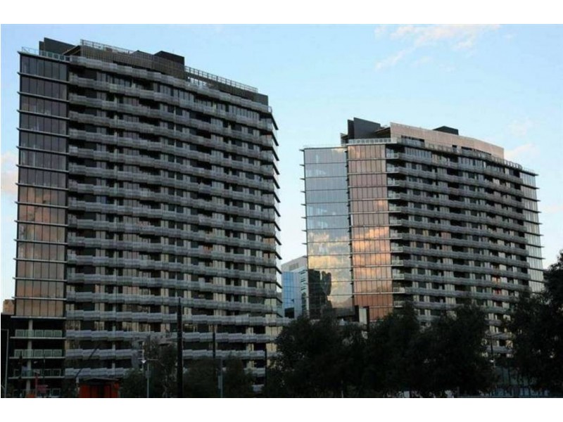908/8 Waterview Walk, Docklands VIC 3008