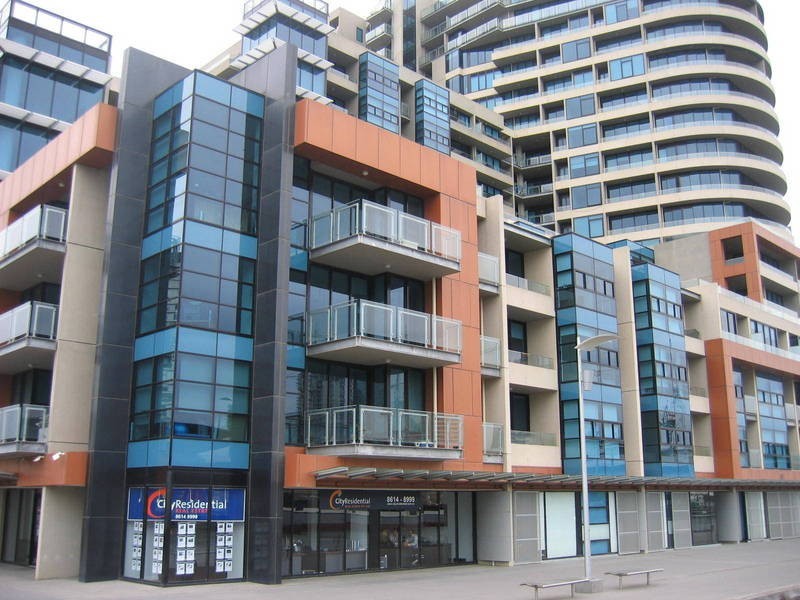 613/60 Siddeley Street, Docklands VIC 3008
