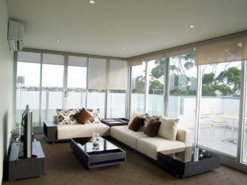 1/74 Keilor Road, Essendon VIC 3040