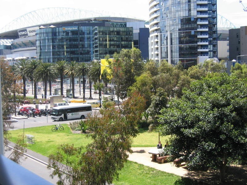 38/801 Bourke Street, Docklands VIC 3008