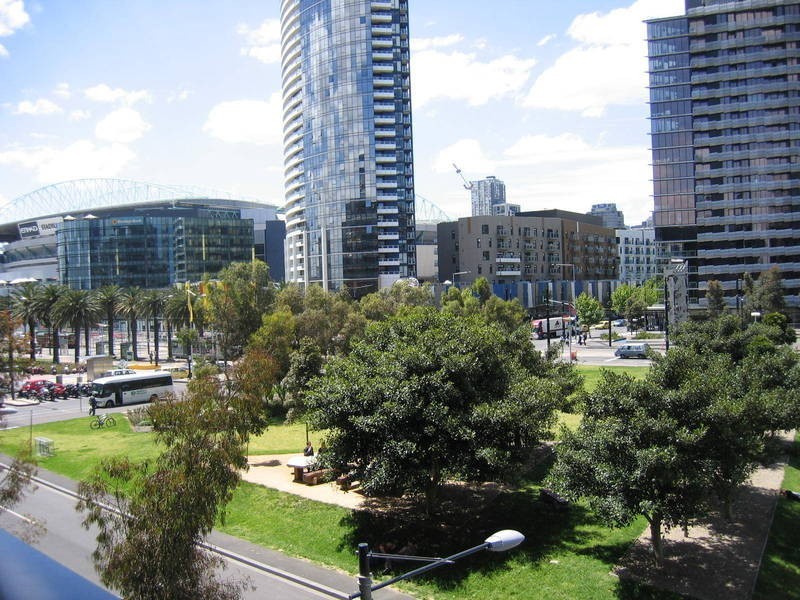 38/801 Bourke Street, Docklands VIC 3008