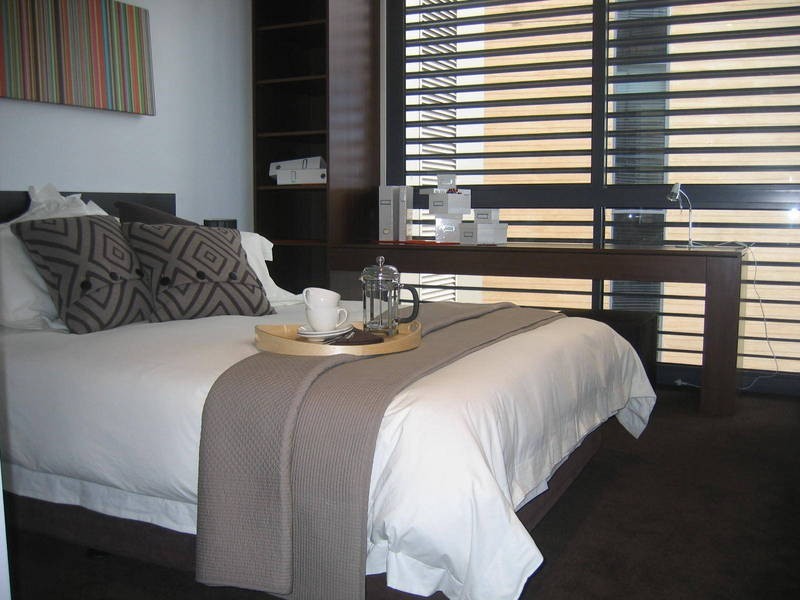 1015/555 Flinders Street, Melbourne VIC 3000