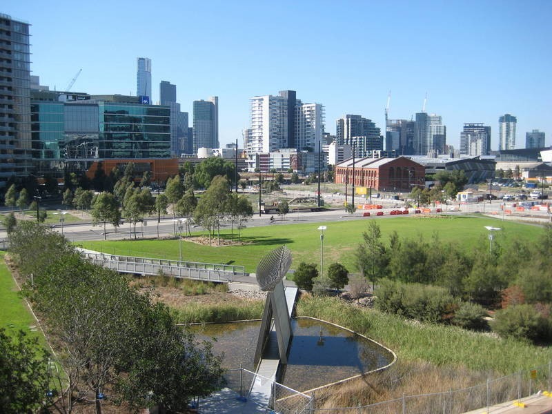 402/1 Encounter Way, Docklands VIC 3008