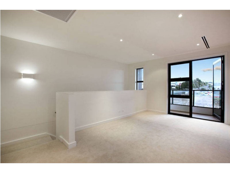 6 Stockhold Mews, Docklands VIC 3008