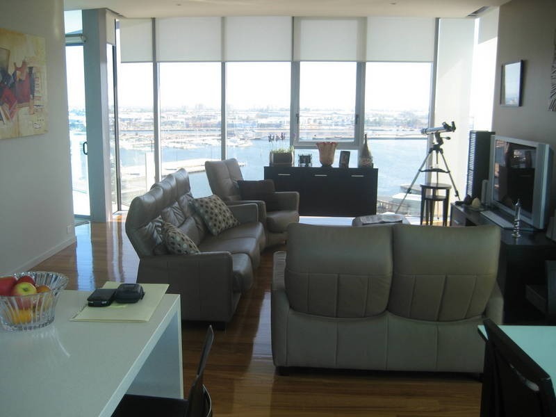 1407/2 New Quay Promenade, Docklands VIC 3008