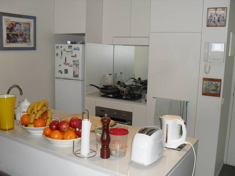 1402/8 McCrae Street, Docklands VIC 3008