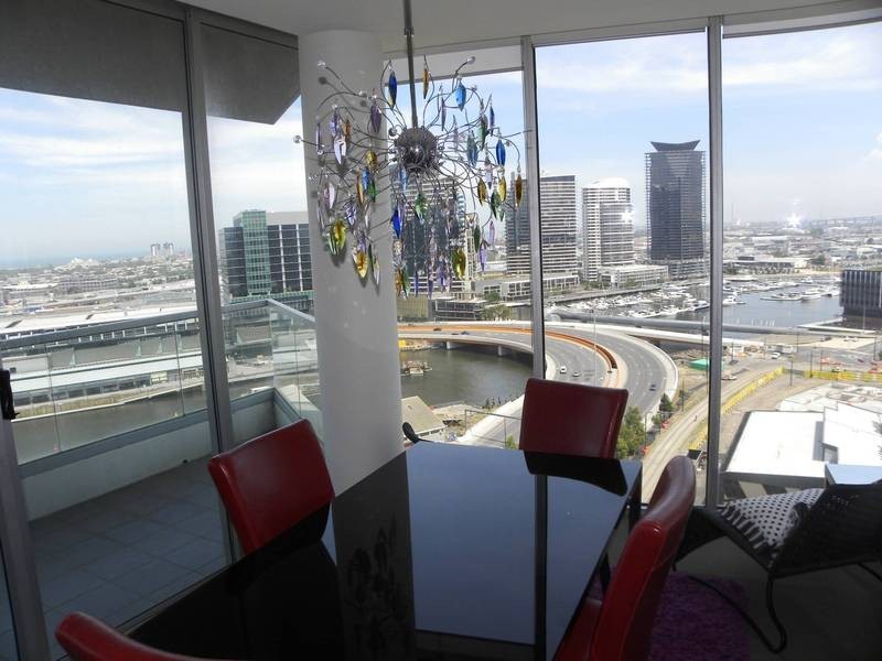 1701/8 McCrae Street, Docklands VIC 3008