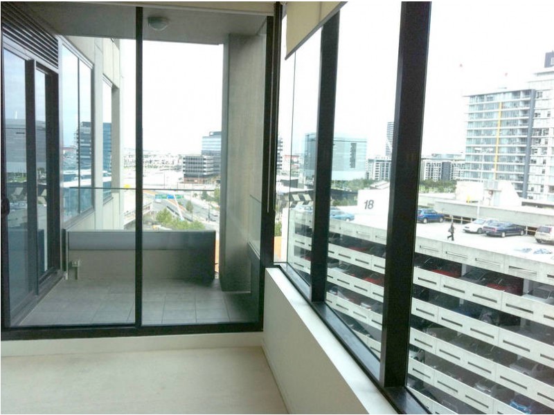 1004/60 Siddeley Street, Docklands VIC 3008