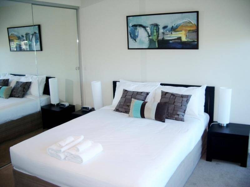 210/2 NewQuay Promenade, Docklands VIC 3008