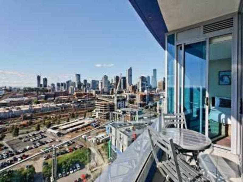1606/2 Newquay Promenade, Docklands VIC 3008