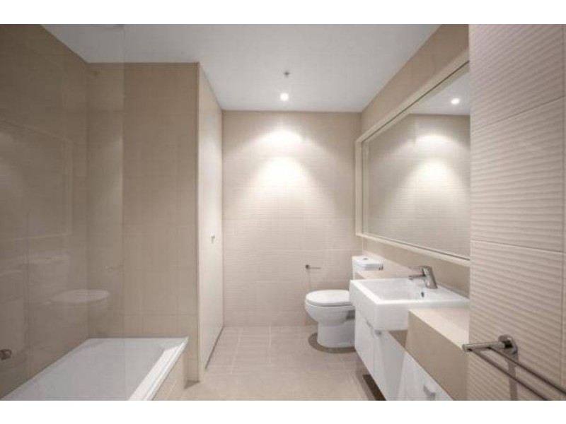 2107/63 Whiteman Street, Southbank VIC 3006