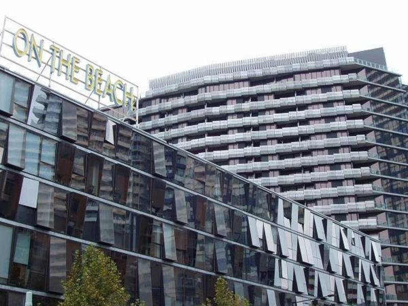 517/757 Bourke Street, Docklands VIC 3008