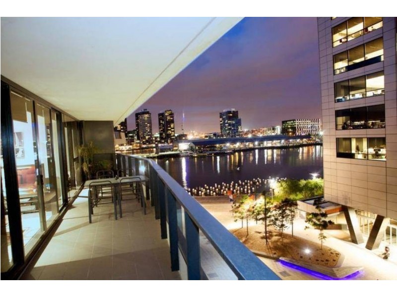 62/111 Merchant Street, Docklands VIC 3008